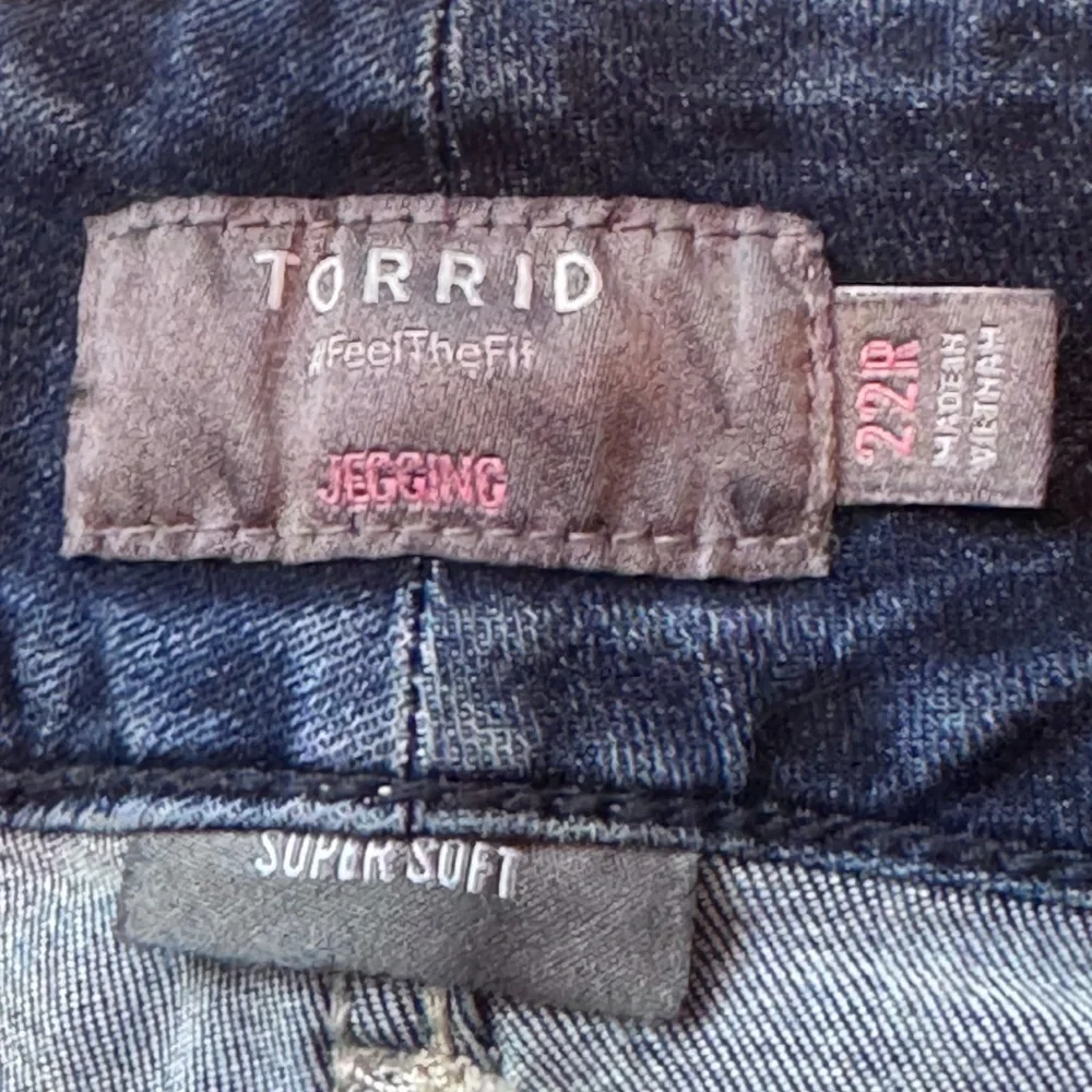 Torrid Jegging Jeans 22W Medium Wash Skinny Stretch Denim High Rise Super Soft - Picture 9 of 11